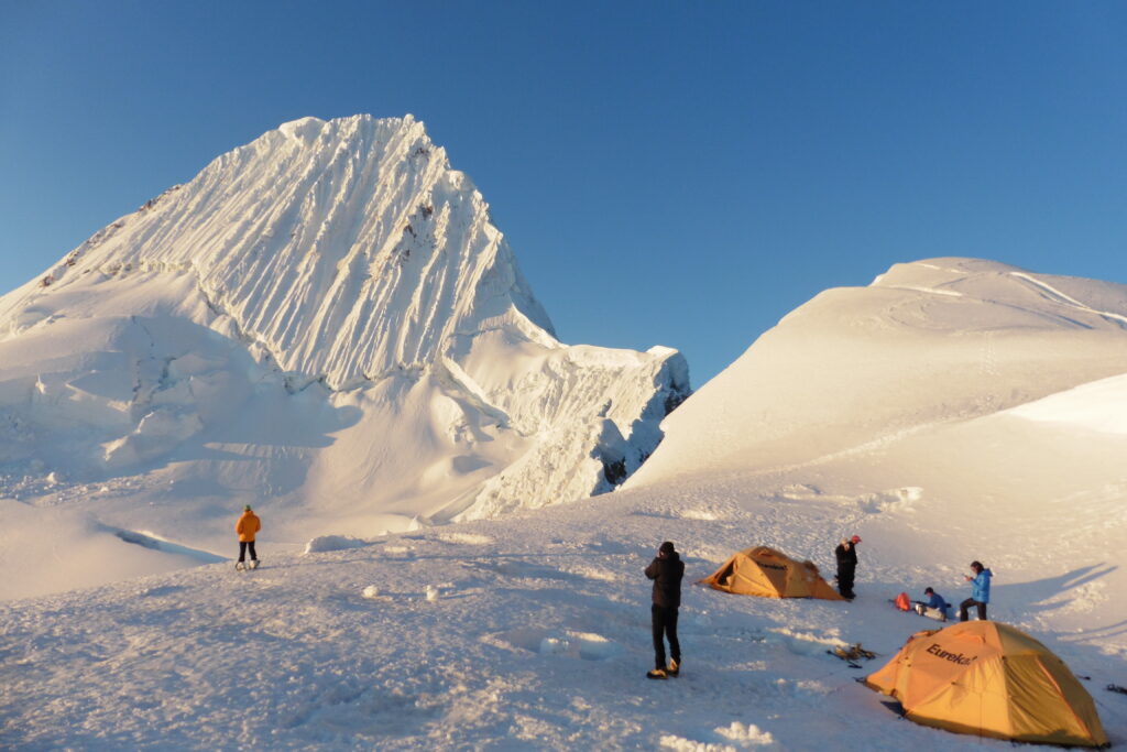 ALPAMAYO – QUITARAJU – ARTESONRAJU